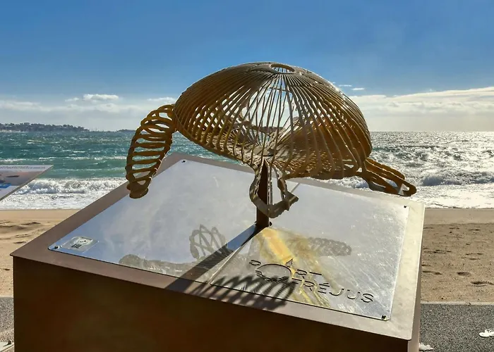 Le Nadir-4 By Interhome * Fréjus