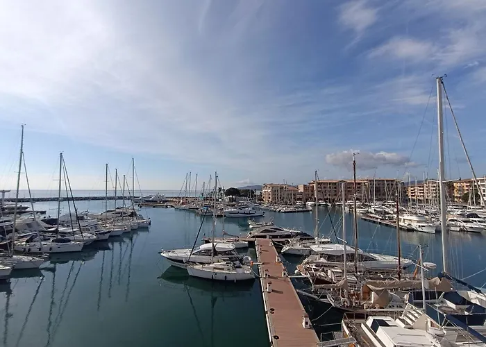 Le Nadir-4 By Interhome * Fréjus